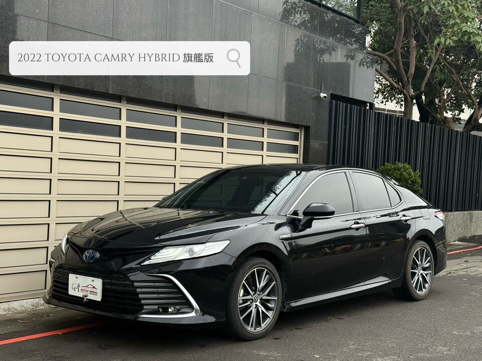 2022 TOYOTA CAMRY 油電